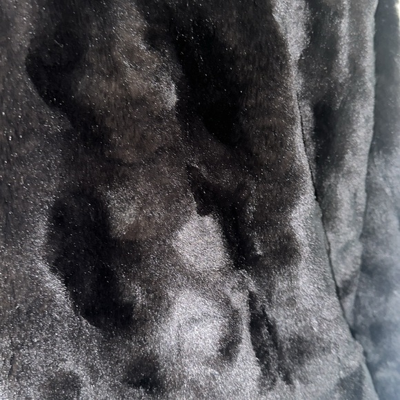 NWT JOUJOU BLACK FAUX FUR WOMEN JACKET / COAT - Picture 9 of 15